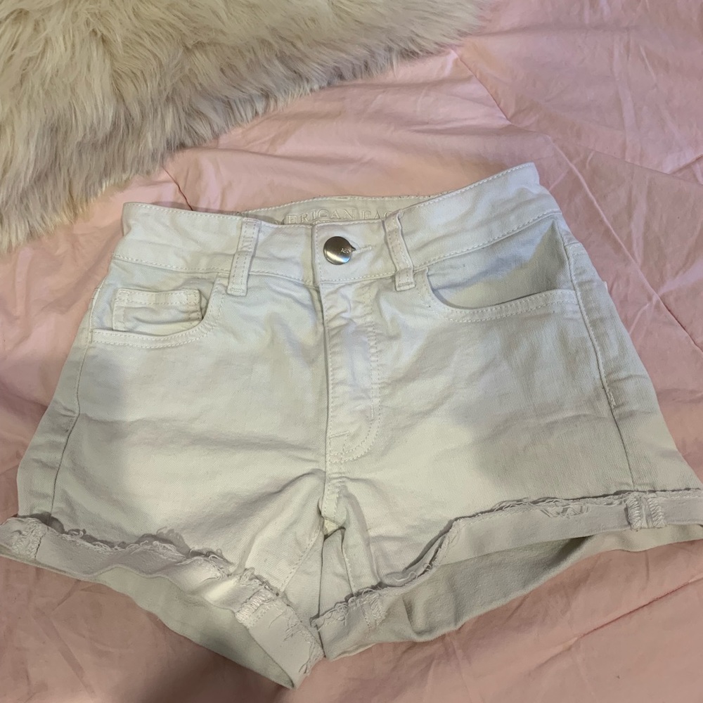 American Eagle white Jean shorts SIZE 0
